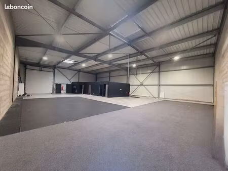 local 370 m² la chevroliere