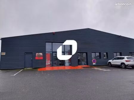 local d'activité 1 250 m²