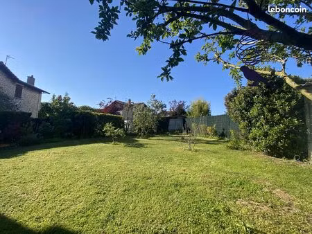 maison 5 pièces 80 m²