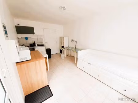 studio meublé - campus belle beille