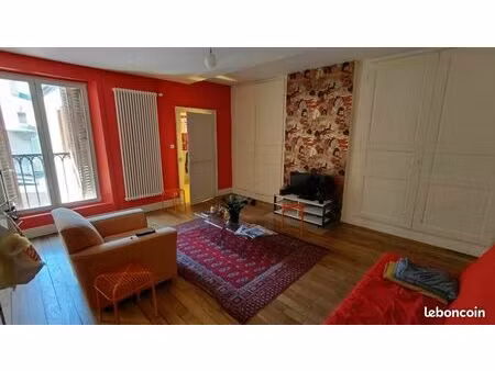 appartement 3/ 4 pièces centre ville