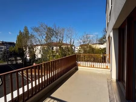 appartement 3 pièces 67 m²