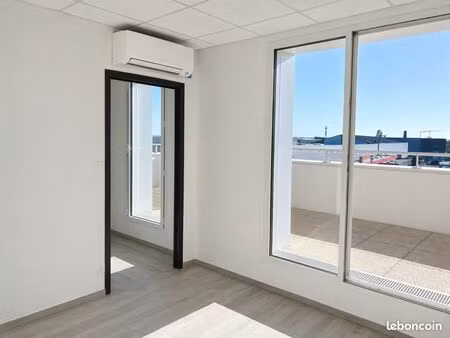 bureaux 53 m² lumineux avec terrasses