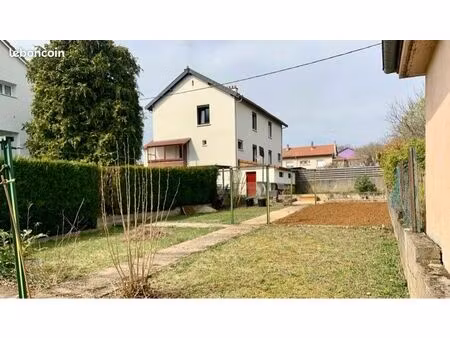 homécourt – maison au calme en impasse