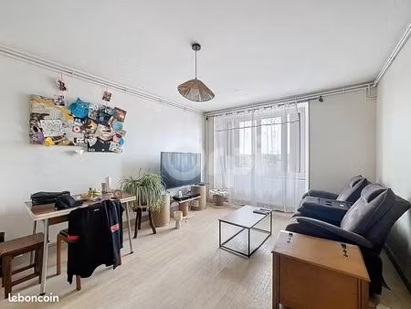 appartement 3 pièces 50 m²