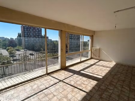 appartement 3 pièces 77 m²