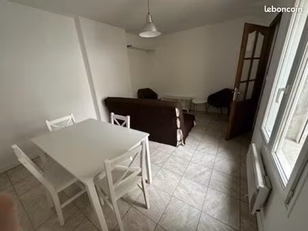 loue f2 triplex proche lycée roosevelt