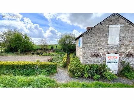 terrain 390 m² aron
