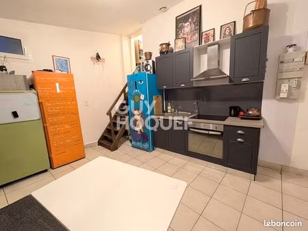 immeuble 6 pièces 85 m²