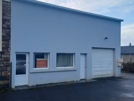 batiment 260m2