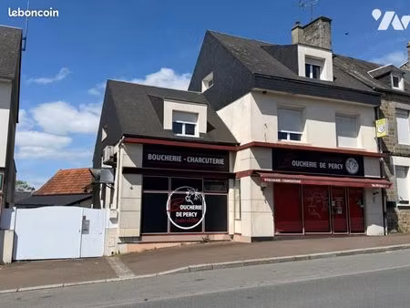 immeuble 187 m² percy