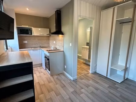 studio meublé en résidence studiantine