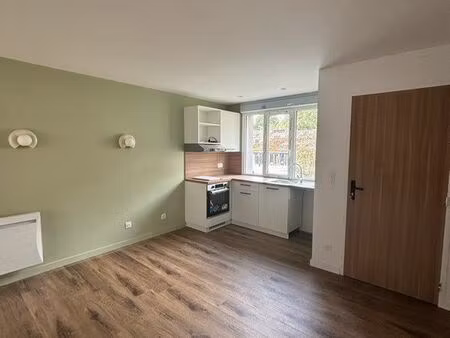 t3 neuf centre ville laval