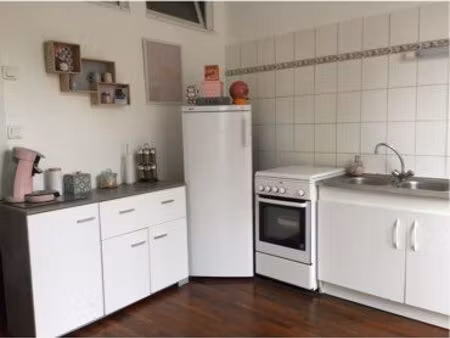 loue f2 avenue de la libération