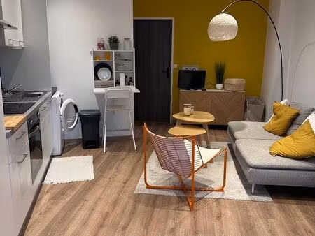 rare à nancy - petite maison t2 avec terrasse