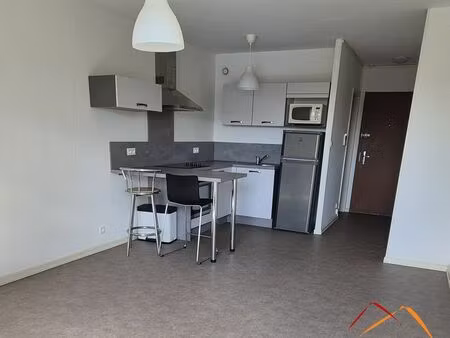 studio 1 pièce 31 m²