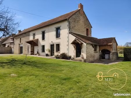 propriété 6 pièces 97 m²