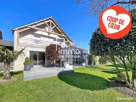 maison 7 pièces 200 m²