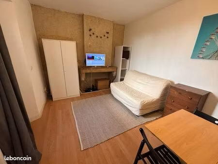 studio meublé - endroit très calme