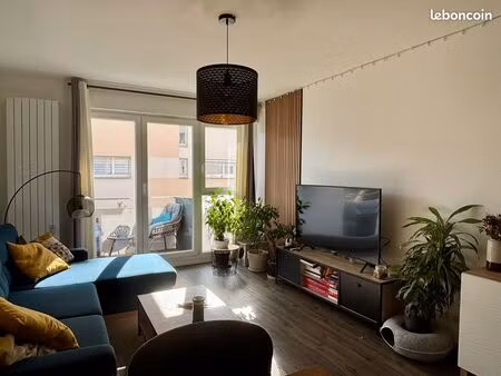 t3 70m² – garage et balcon – nancy thermal