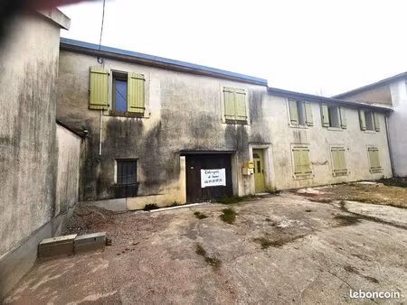 loue entrepôt