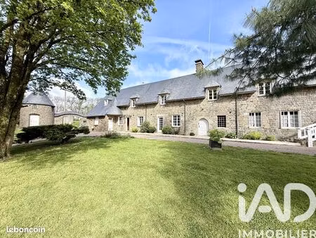 propriété 8 pièces 331 m²