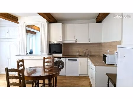 magnifique t2 proche gare poincaré place carnot hyper centre