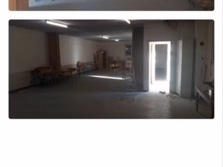 local 130 m² libre à la location. ■-chauffage électrique et eau à disposition.■550 euros ■