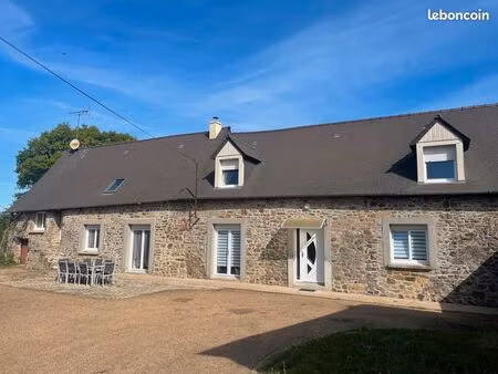 longère rénovée en pierre