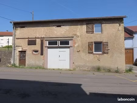 inconnu 280 m² halstroff