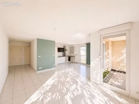 appartement 3 pièces 68 m²