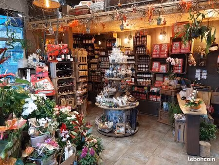 commerce de fleurs et produits du terroir