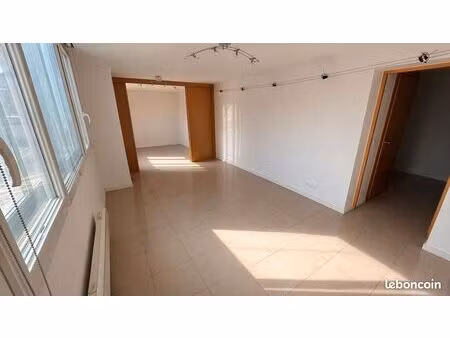 local commercial 21 m² chantilly