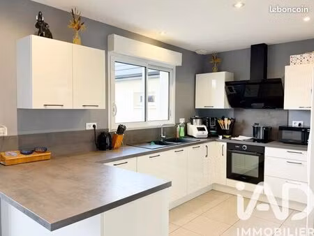 grand pavillon moderne