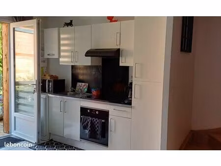 appartement 82 m2 en duplex proche gare avec terrasse et parking