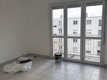 apparemment 4 pièces loué