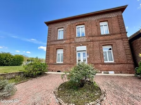 maison 5 pièces 159 m²