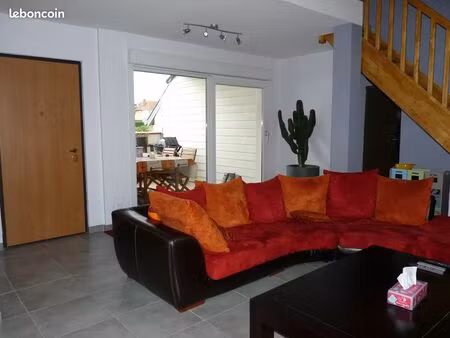 superbe combles f4/f5 terrasse a marspich
