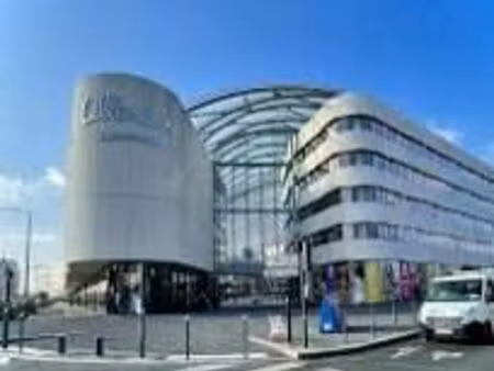 immeuble en face du cenre commercial lillenium