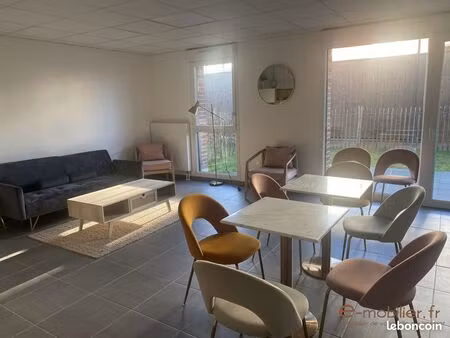 appartement 1 pièce 52 m²