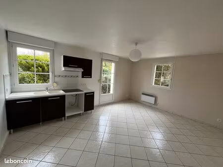 appartement- 2 pièces -40 m2 avec jardinet