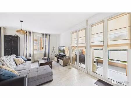 appartement 3 pièces 61 m²