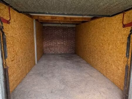 garage à louer 14m²  rue de lambres à douai