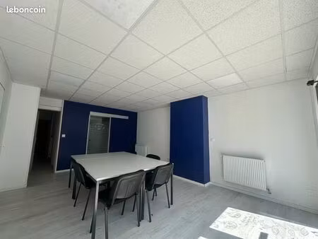 local commercial 51 m² marly