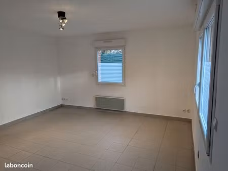 local professionnel/médical