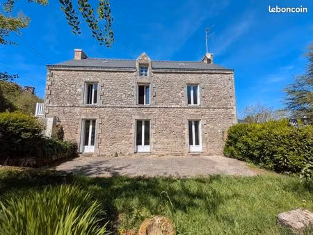 propriété 6 pièces 190 m²