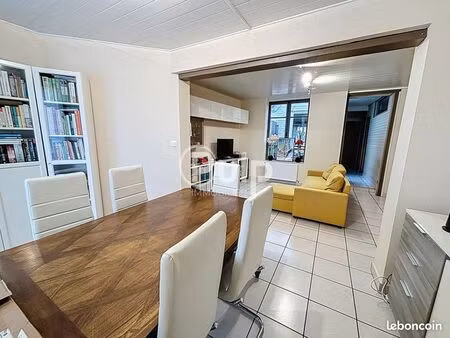 maison 5 pièces 80 m²