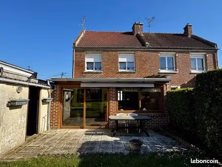 maison 6 pièces 95 m²