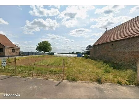 terrain 630 m² sancourt