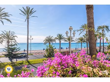 nice promenade des anglais / 3 pièces de 91 m2  traversant  terrasse  vue mer panoramique 
